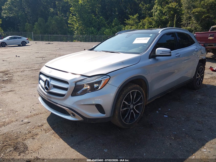 2016 MERCEDES-BENZ GLA 250 auction photo 2