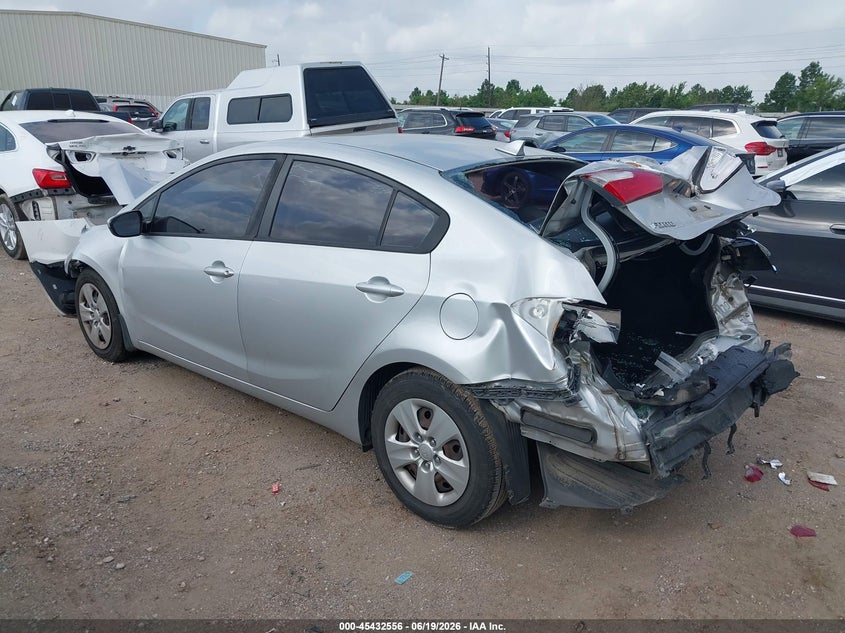 2016 KIA FORTE auction photo 3