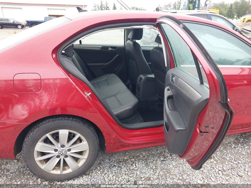 2016 VOLKSWAGEN JETTA auction photo 8