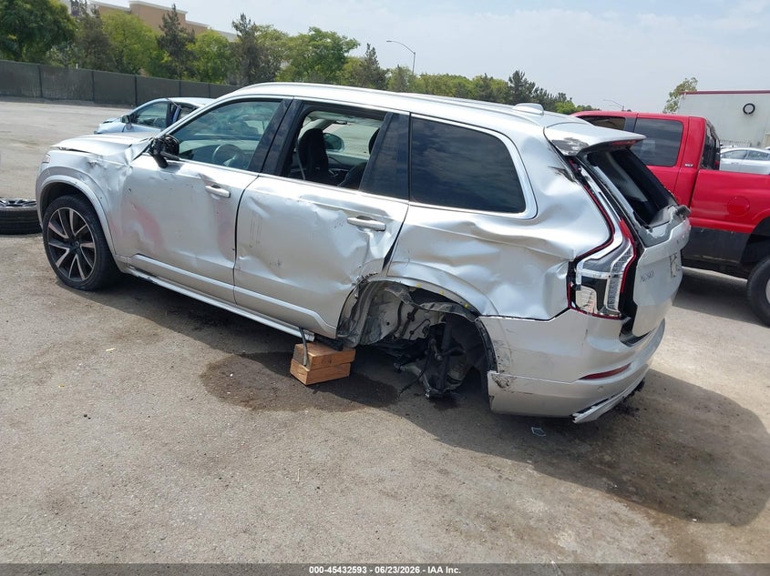 2020 VOLVO XC90 auction photo 3