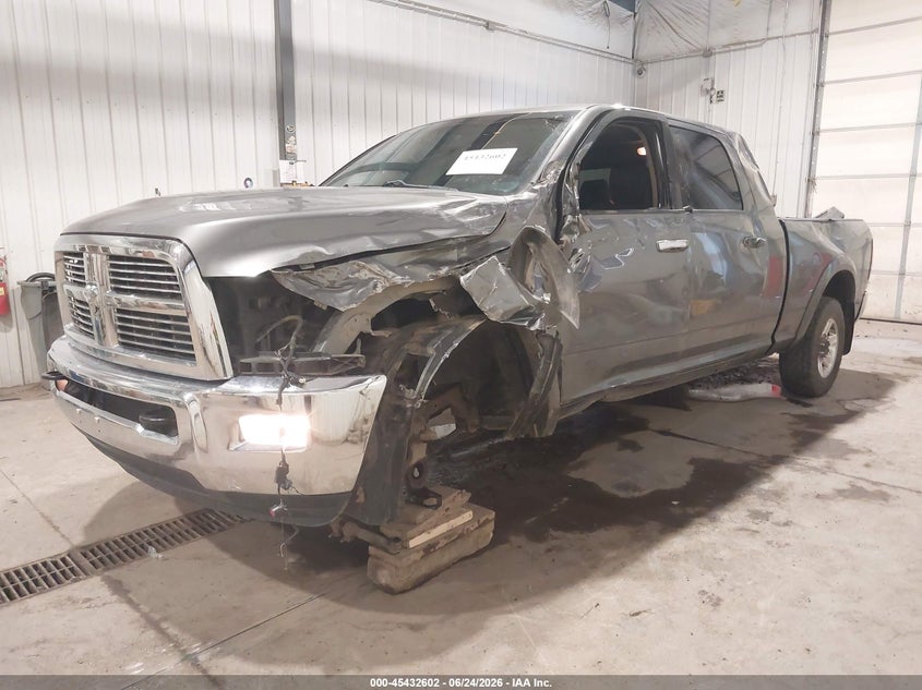 Vin: 3d7ut2hl3bg618842, lot: 45930701, ram ram 2500 laramie 20112