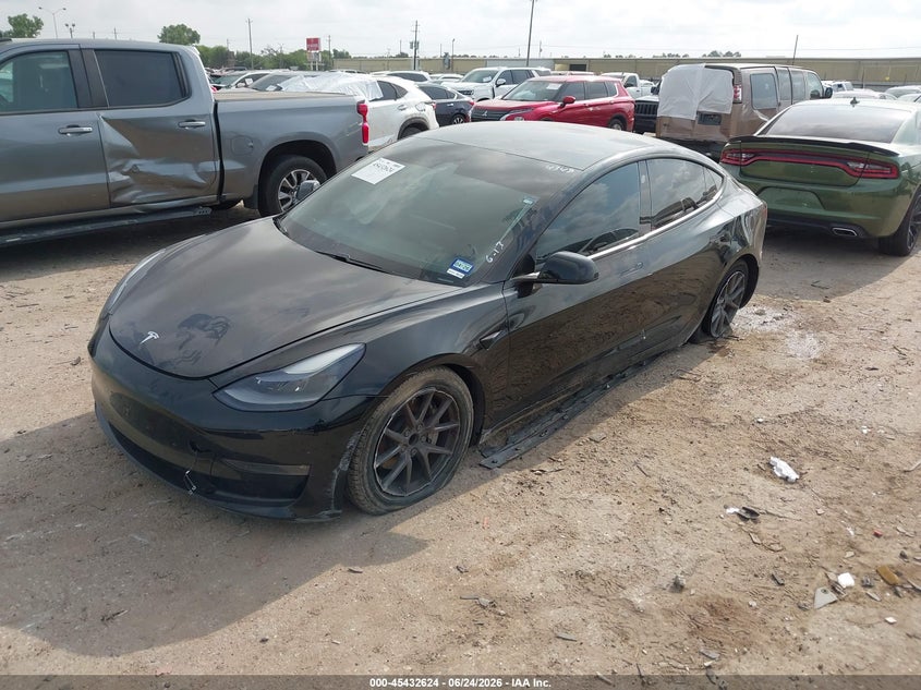 Vin: 5yj3e1eaxmf064348, lot: 45930724, tesla model 3 standard range plus rear-wheel drive 20212