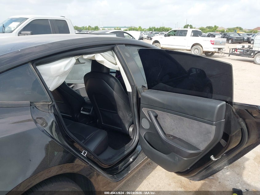 2021 TESLA MODEL 3 auction photo 8