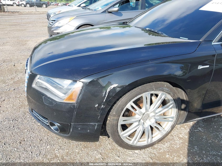 2013 AUDI A8 L auction photo 6