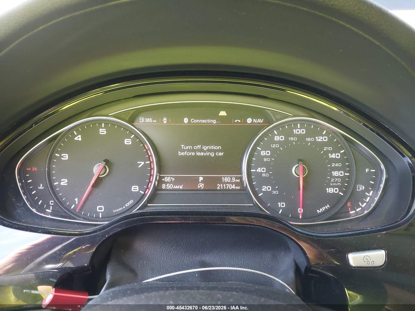 2013 AUDI A8 L auction photo 7