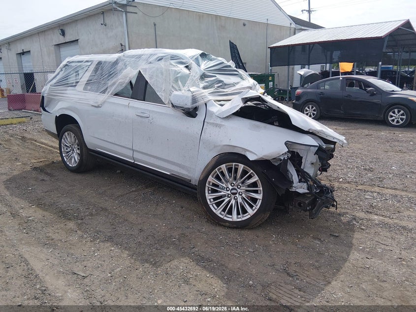 Vin: 1gys9kkl8tr245897, lot: 45930792, cadillac escalade esv luxury 2026 img_1