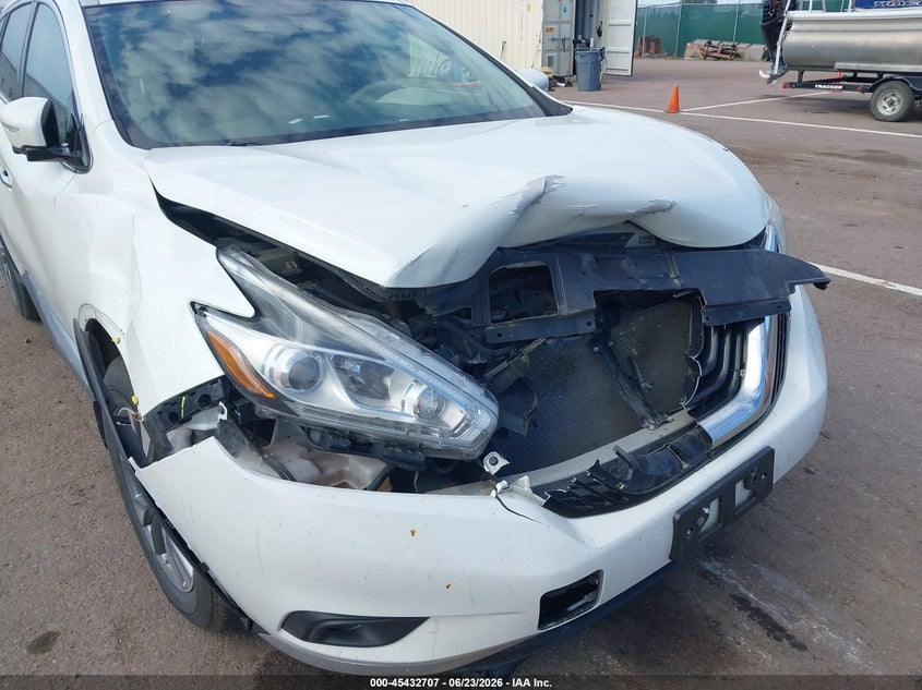2015 NISSAN MURANO auction photo 6