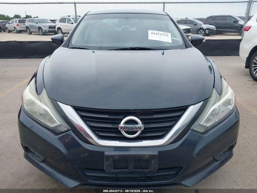 AtlanticExpress - Nissan Altima