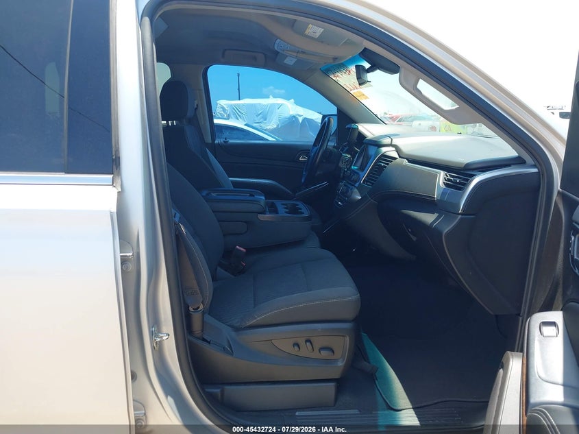 2019 CHEVROLET TAHOE auction photo 5