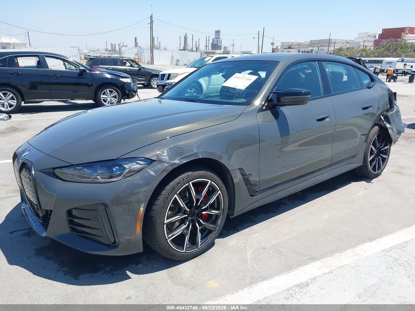 2023 BMW I4 auction photo 2