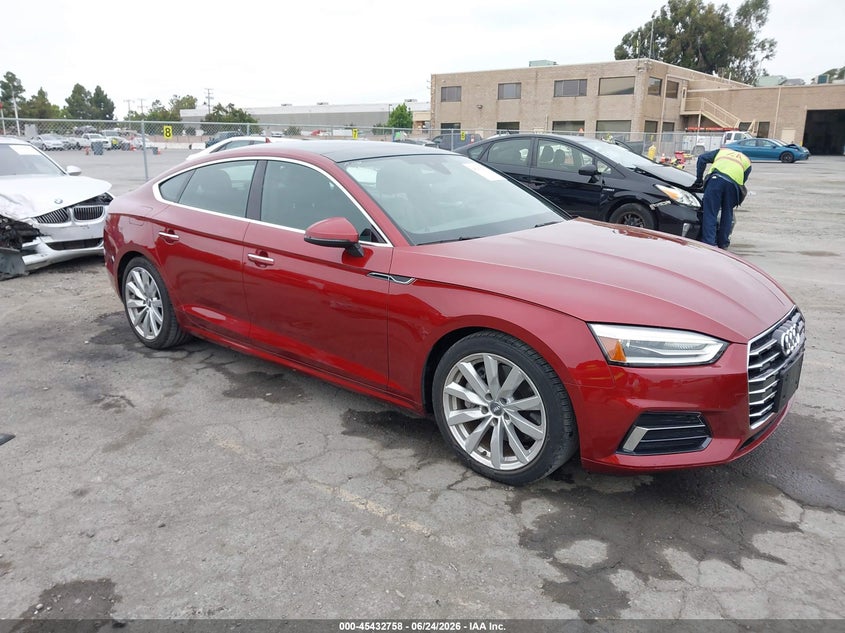 Vin: wauancf50ja046317, lot: 45930858, audi a5 2.0t premium 2018 img_1