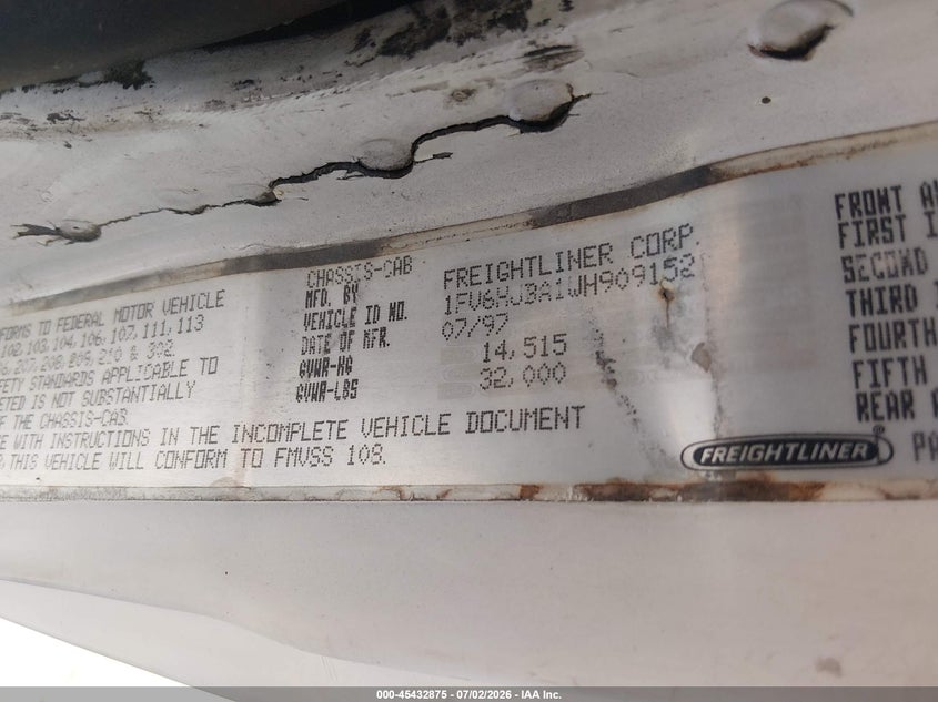 1998 FREIGHTLINER MEDIUM CONVENTIONAL auction photo 8