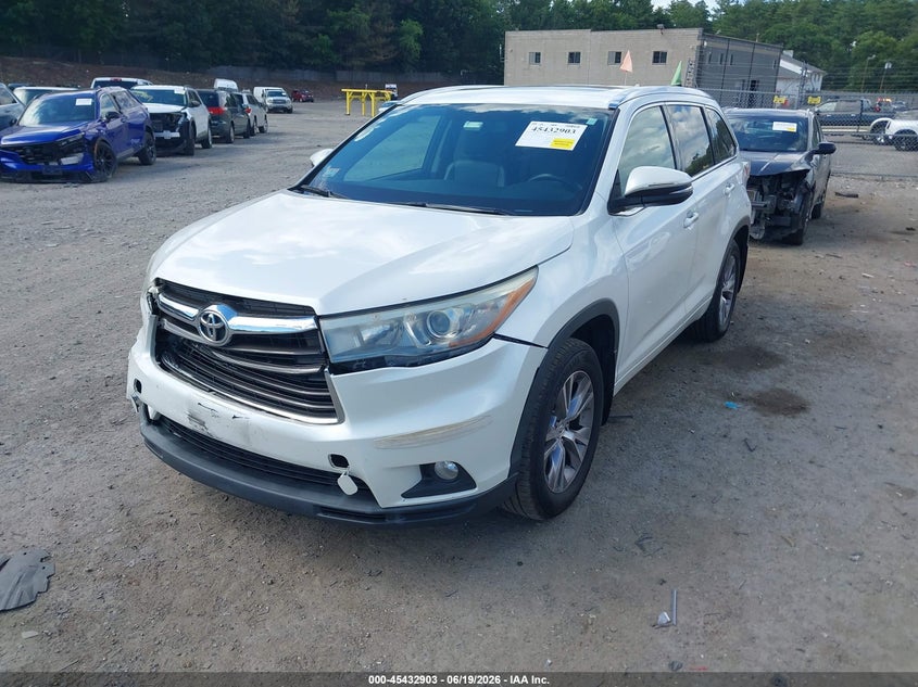 Vin: 5tdjkrfh4fs192576, lot: 45931003, toyota highlander xle v6 20152
