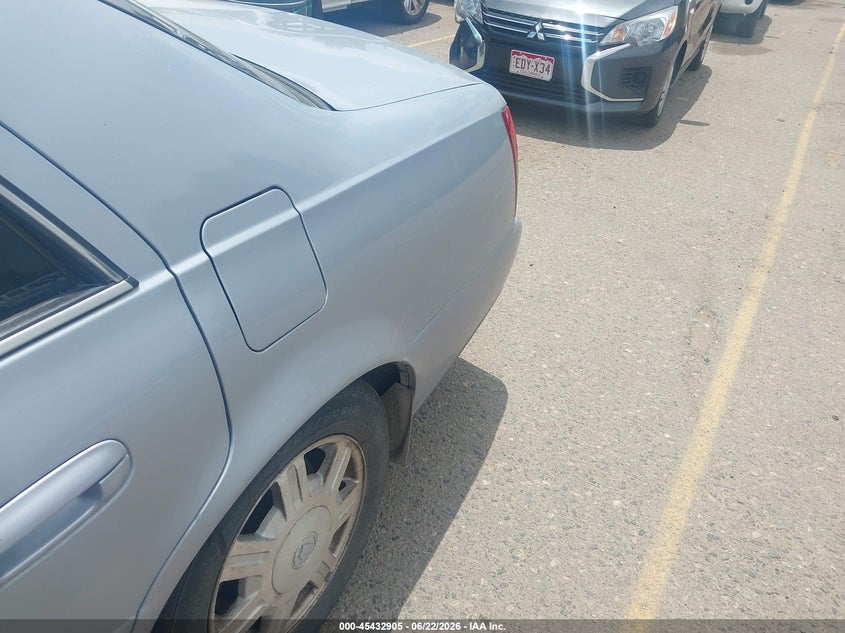 2005 Cadillac Deville VIN: 1G6KD54Y75U245326 Lot: 45432905