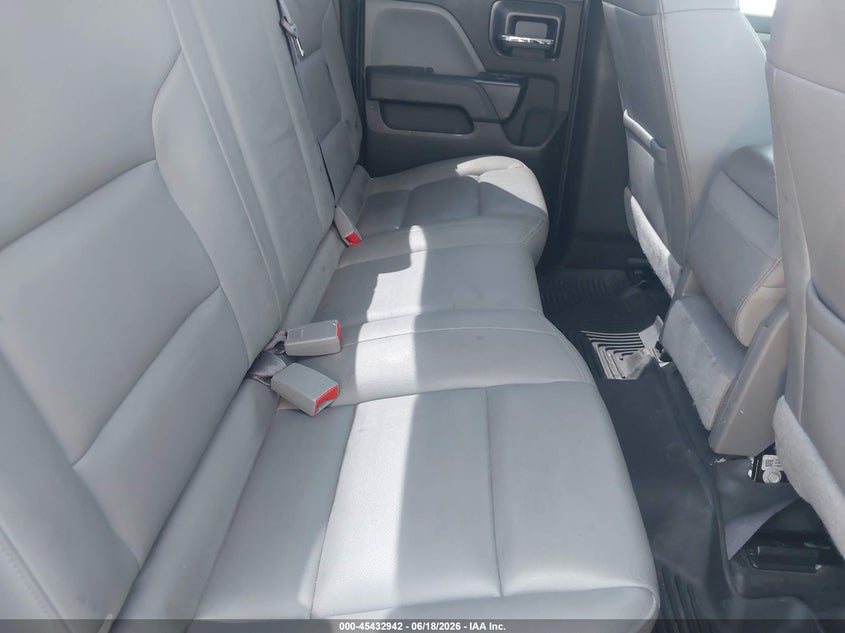 2017 CHEVROLET SILVERADO 2500HD auction photo 8