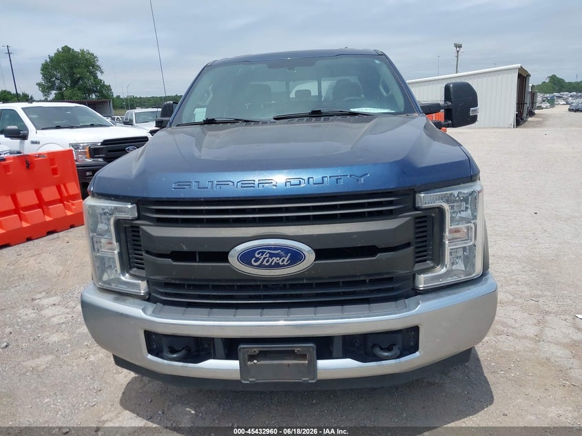 2019 Ford F-250 King Ranch/Lariat/Xl/Xlt VIN: 1FT7W2A69KEE92562 Lot: 45432960