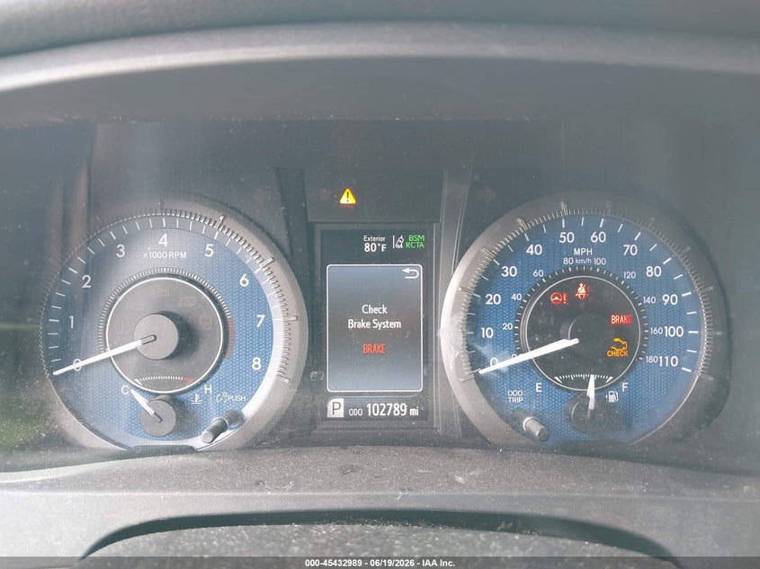 VIN 5TDYZ3DC4JS934983 2018 TOYOTA SIENNA XLE 8 PASSENGER