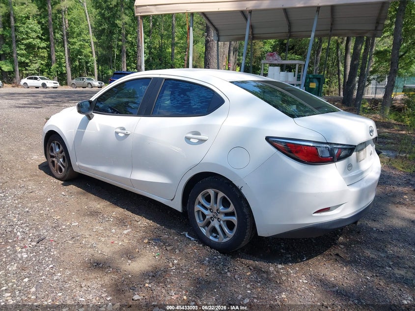 Vin: 3mydlbzv6gy121877, lot: 45931104, toyota scion ia 20163