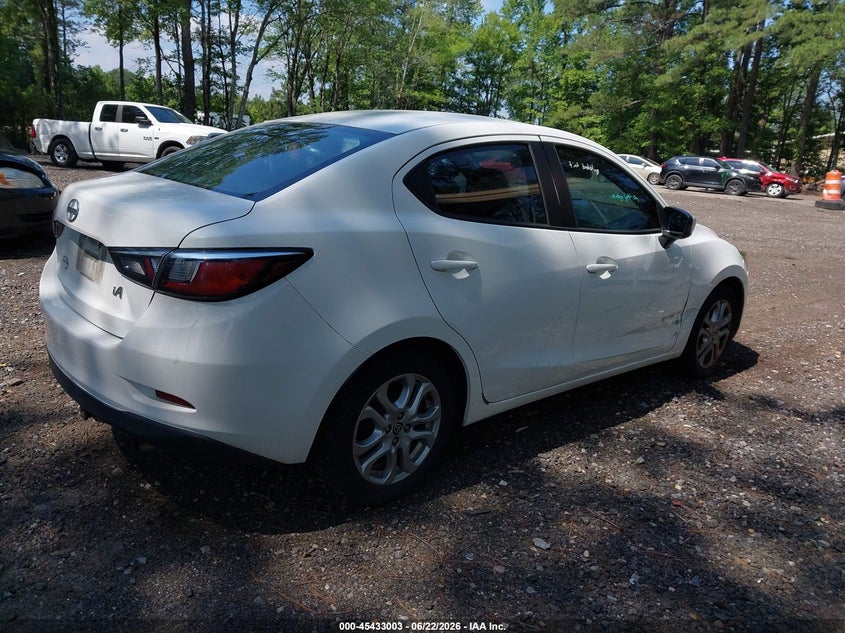 Vin: 3mydlbzv6gy121877, lot: 45931104, toyota scion ia 20164