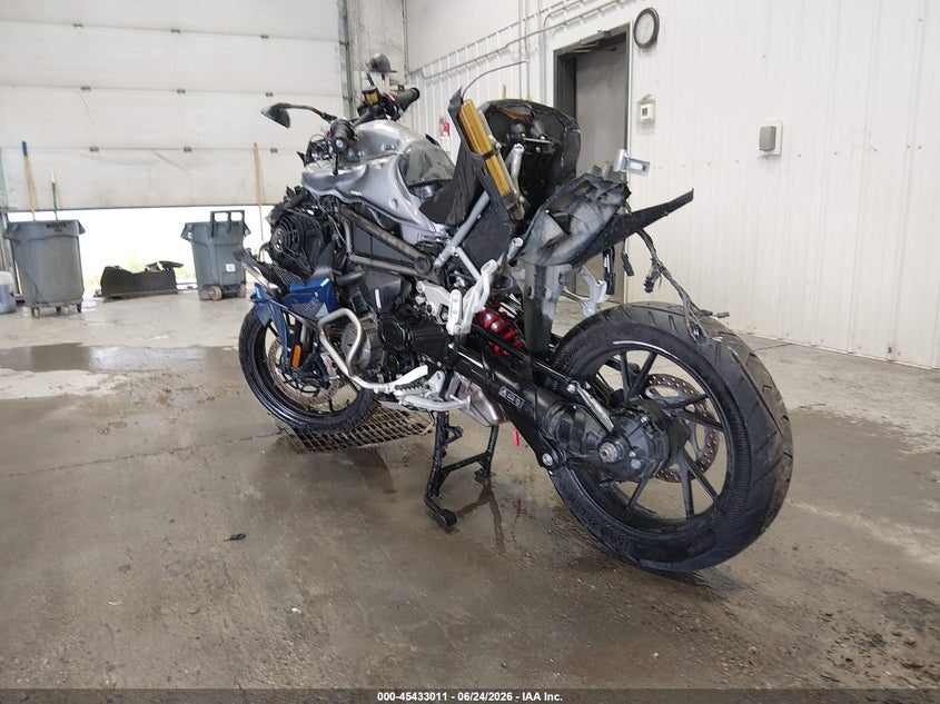 2023 TRIUMPH MOTORCYCLE TIGER auction photo 3