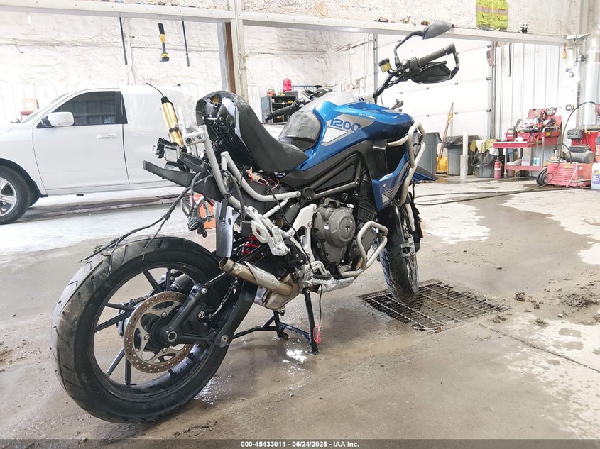 2023 TRIUMPH MOTORCYCLE TIGER auction photo 4