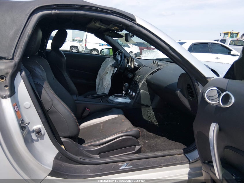 2009 NISSAN 350Z auction photo 5