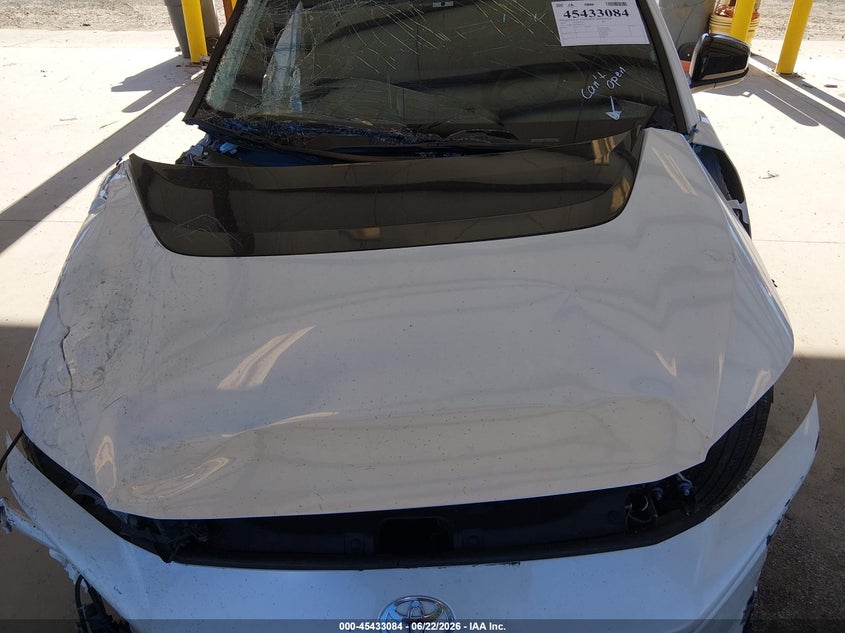 2026 Toyota Bz Limited VIN: JTMBCAEB1TJ014570 Lot: 45433084