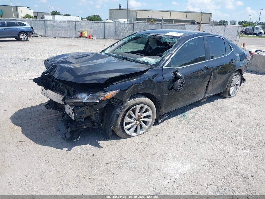 2024 TOYOTA CAMRY auction photo 2