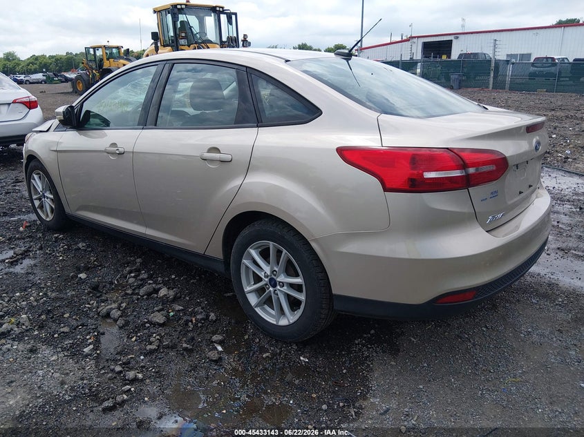 Vin: 1fadp3f28hl339645, lot: 45931243, ford focus se 20173