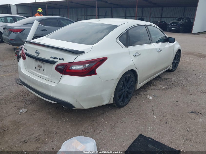 VIN 1N4AL3AP2JC227804 2018 NISSAN ALTIMA 2.5 SR
