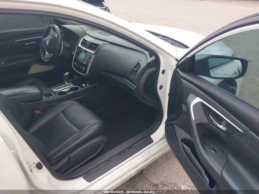 VIN 1N4AL3AP2JC227804 2018 NISSAN ALTIMA 2.5 SR