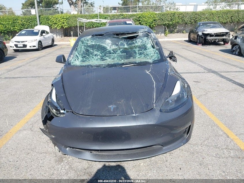 2023 TESLA MODEL 3 REAR-WHEEL DRIVE · Фото 12