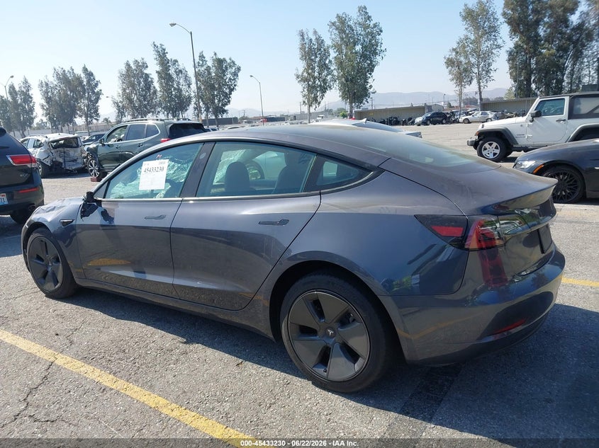 2023 TESLA MODEL 3 REAR-WHEEL DRIVE · Фото 3