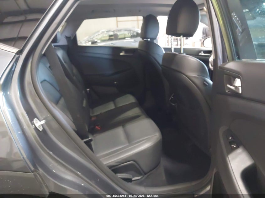 2019 HYUNDAI TUCSON auction photo 8