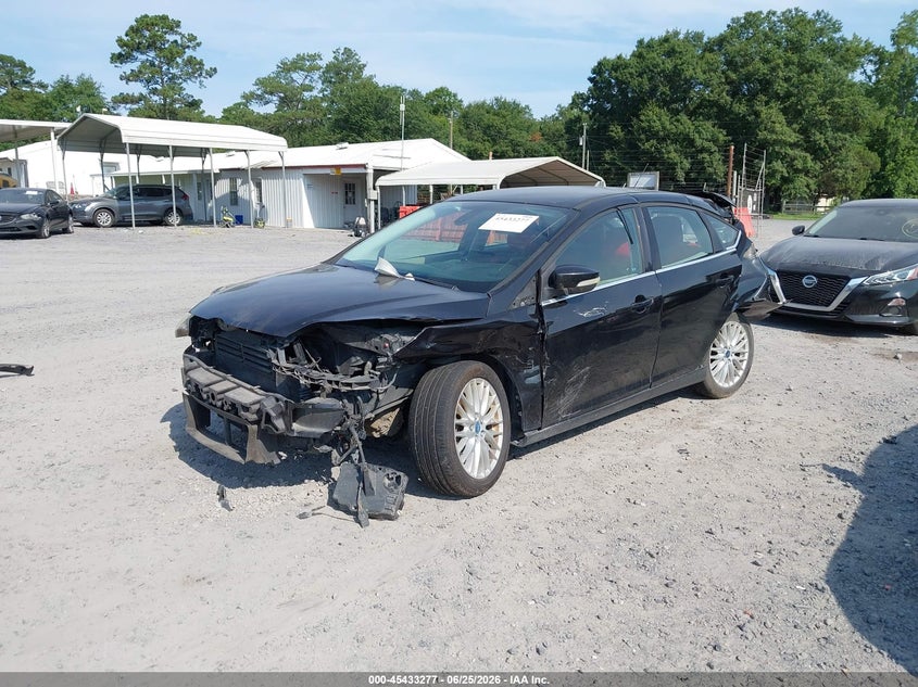 2012 FORD FOCUS auction photo 2