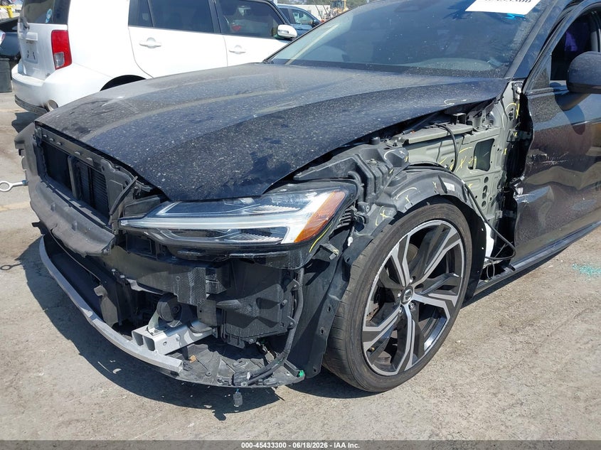 2024 Volvo S60 B5 Core Dark Theme VIN: 7JRL12FK6RG325112 Lot: 45433300