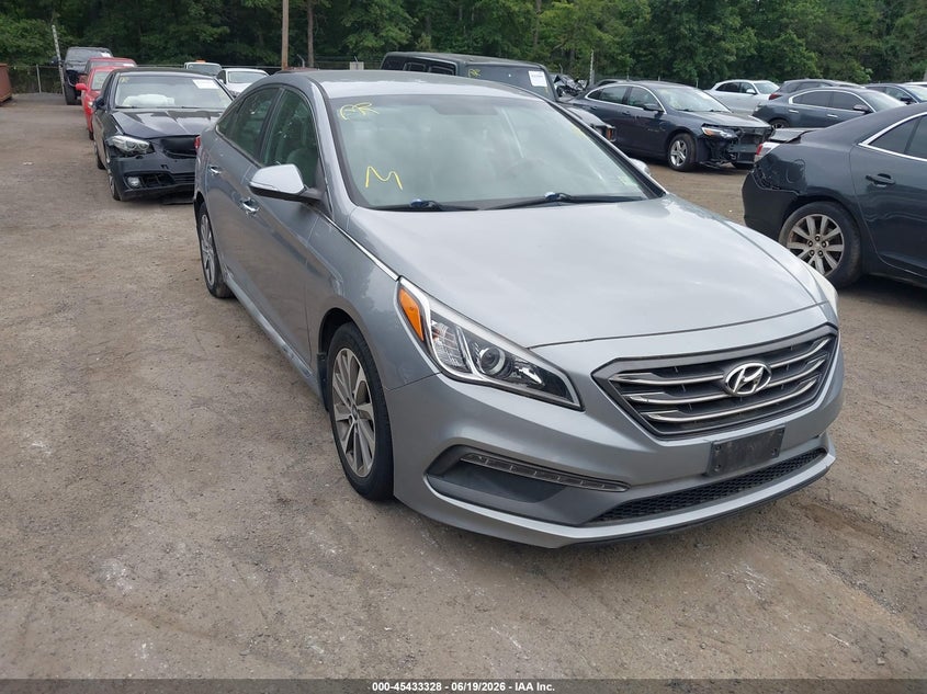 2015 HYUNDAI SONATA auction photo 1