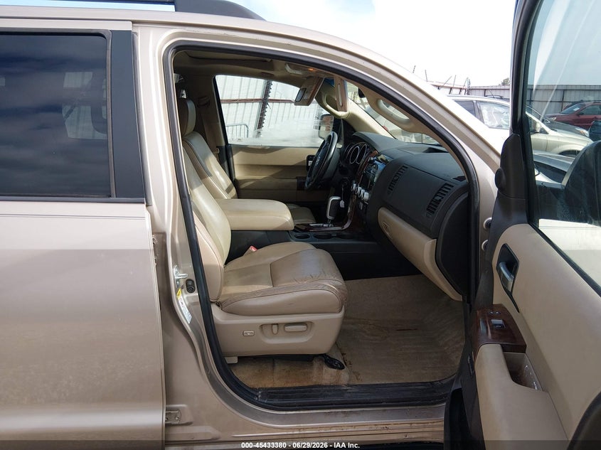 2008 TOYOTA SEQUOIA auction photo 5
