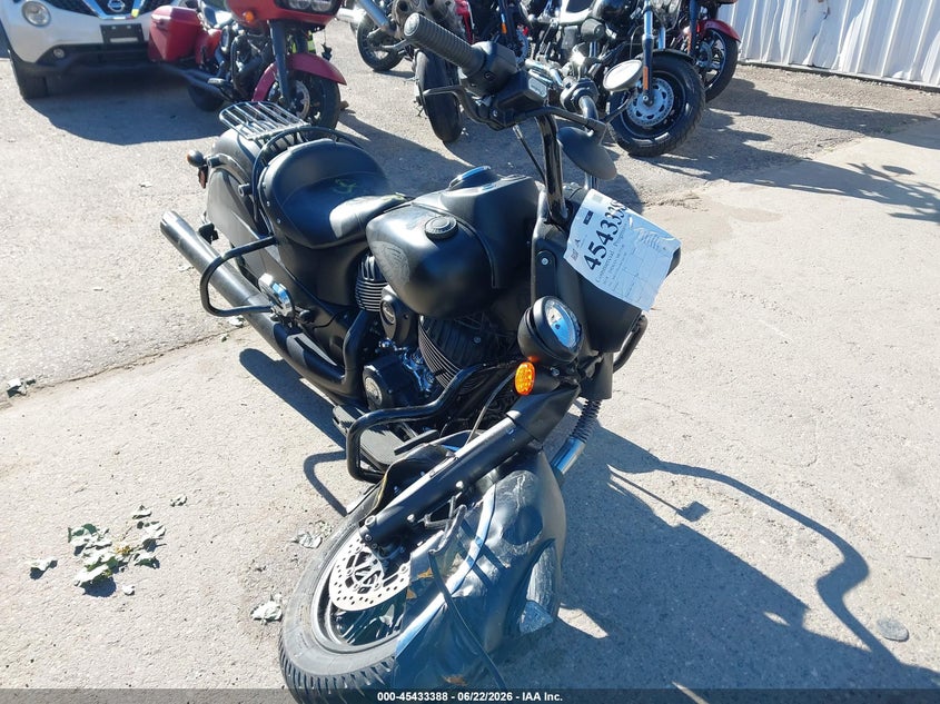VIN 56KCCDAA8J3363790 2018 INDIAN MOTORCYCLE CO. CHIEF DARK HORSE