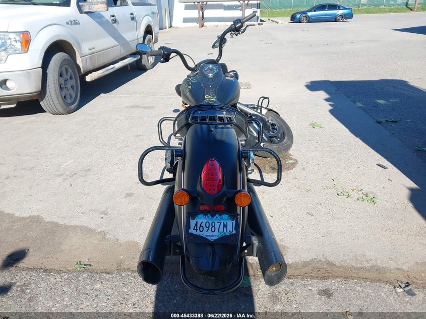 VIN 56KCCDAA8J3363790 2018 INDIAN MOTORCYCLE CO. CHIEF DARK HORSE