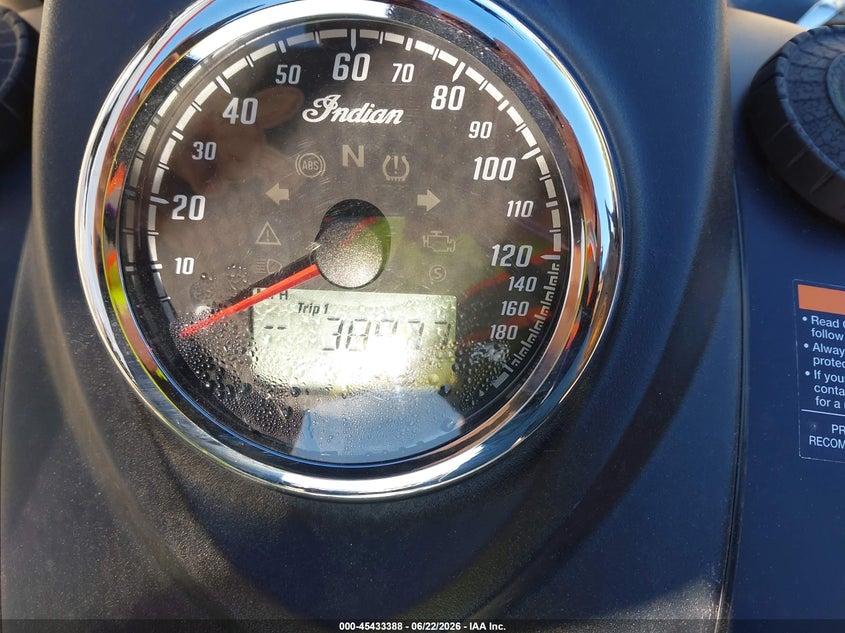 VIN 56KCCDAA8J3363790 2018 INDIAN MOTORCYCLE CO. CHIEF DARK HORSE