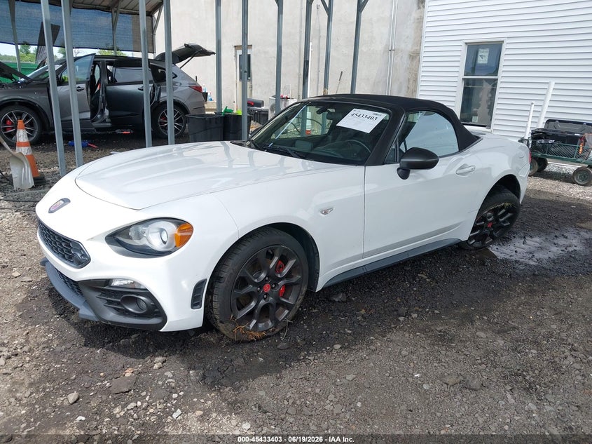 Vin: jc1nfaek8h0114583, lot: 45931503, fiat 124 spider elaborazione abarth 20172