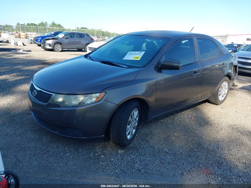 2013 KIA FORTE auction photo 2