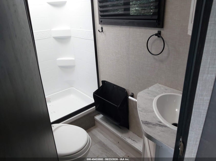 2022 JAYCO JAY FEATHER auction photo 7