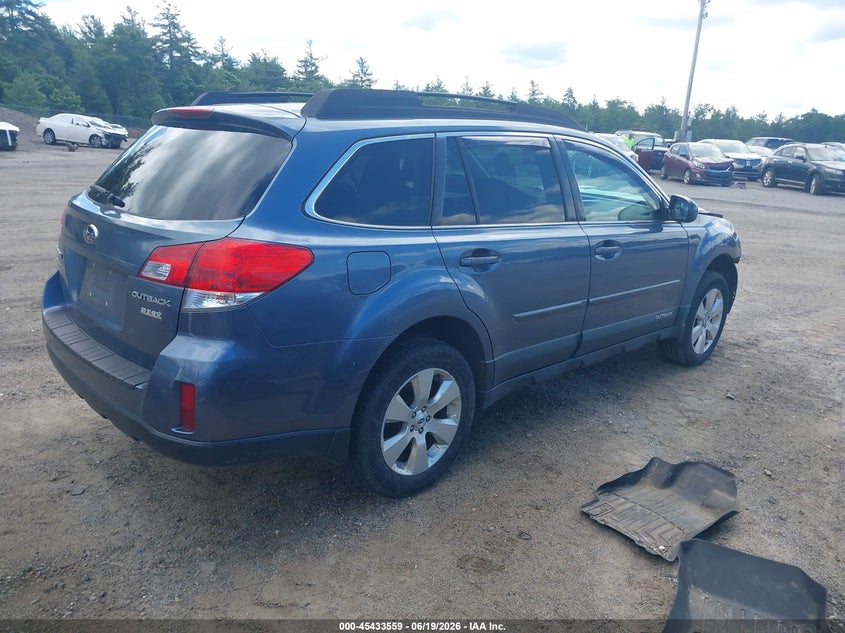 2013 SUBARU OUTBACK auction photo 4