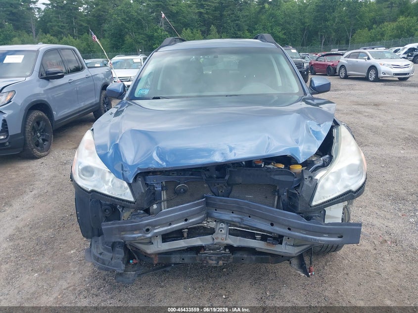 2013 SUBARU OUTBACK auction photo 6