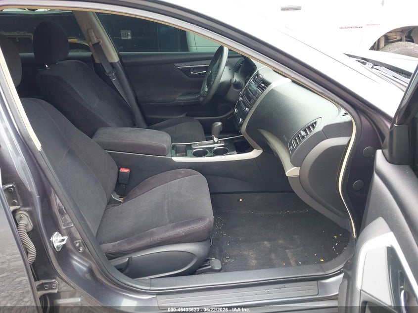 2013 NISSAN ALTIMA auction photo 5