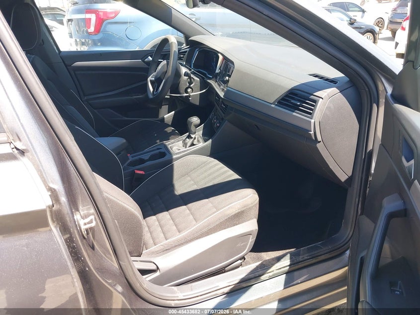 2023 VOLKSWAGEN JETTA 1.5T SPORT — Фото 5