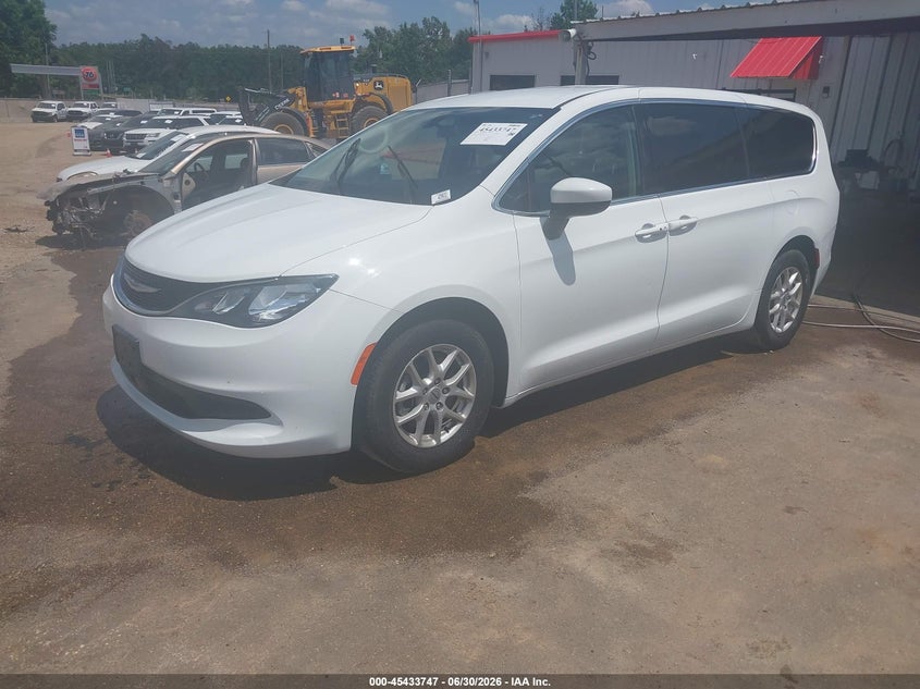 Vin: 2c4rc1cg2mr555217, lot: 45931847, chrysler voyager lx 20212