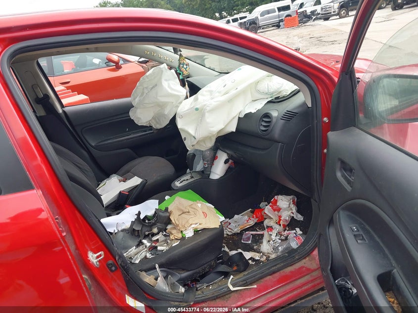 2019 MITSUBISHI MIRAGE auction photo 5